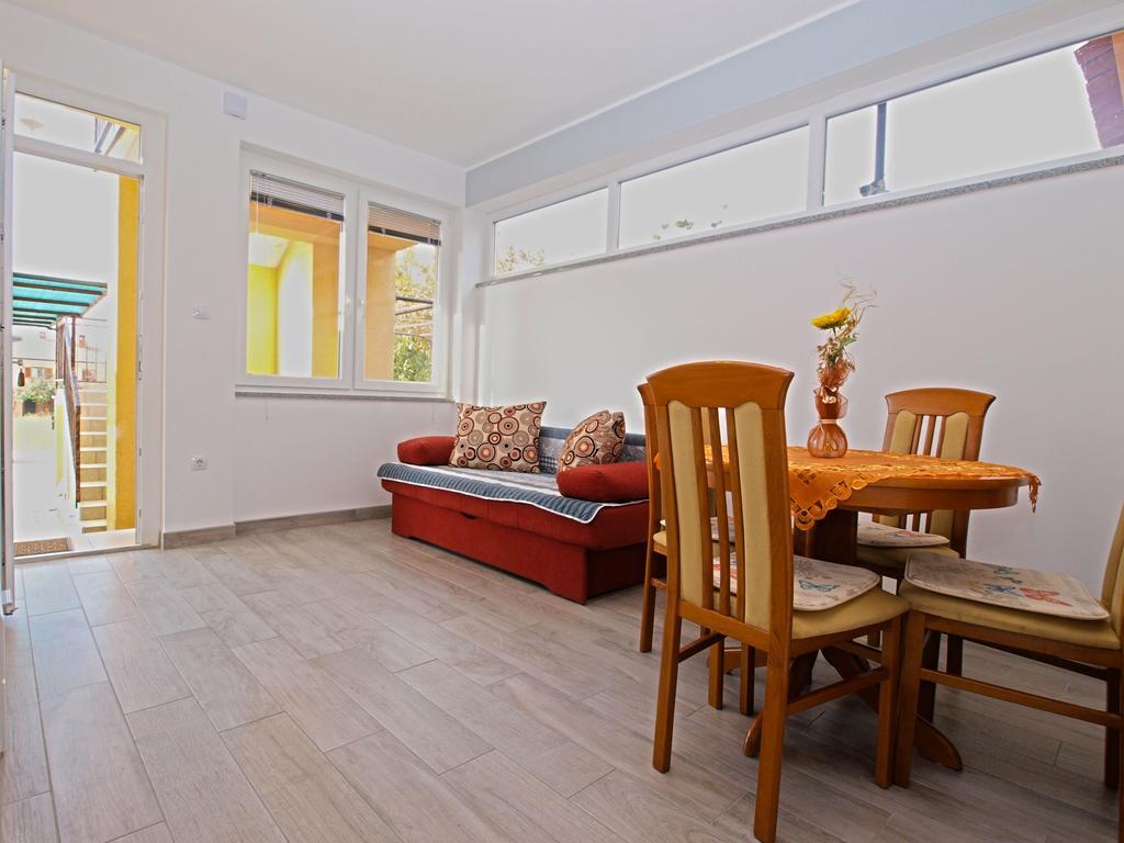 Apartment Snezana 1200 Fažana Eksteriør bilde