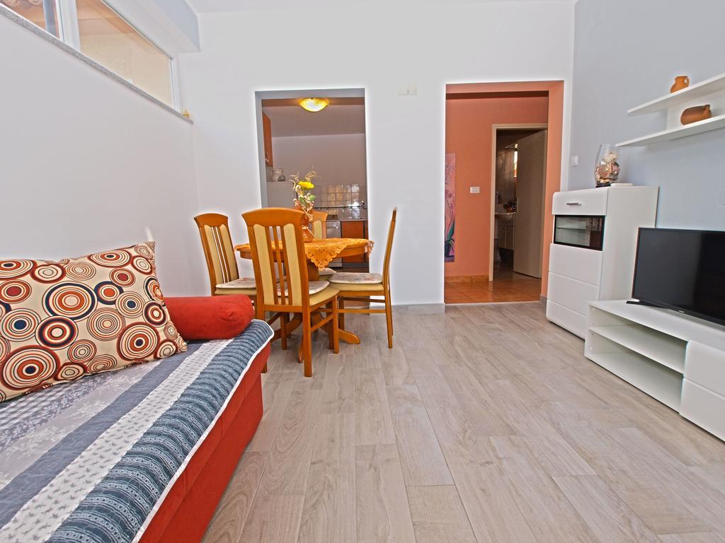 Apartment Snezana 1200 Fažana Eksteriør bilde