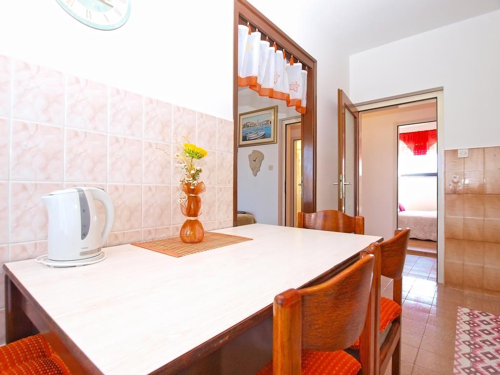 Apartment Snezana 1200 Fažana Eksteriør bilde