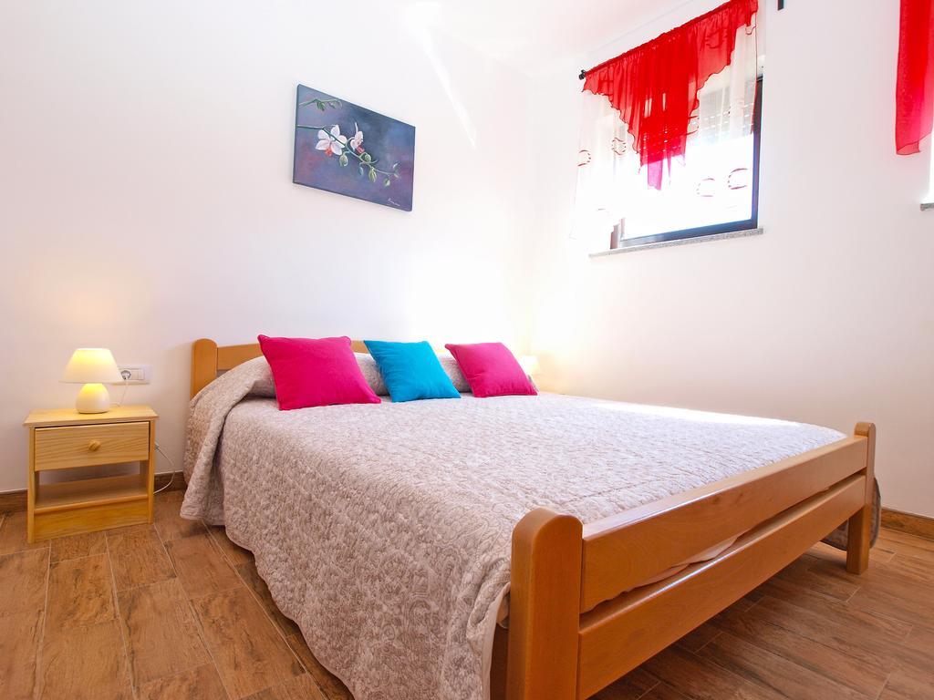Apartment Snezana 1200 Fažana Eksteriør bilde